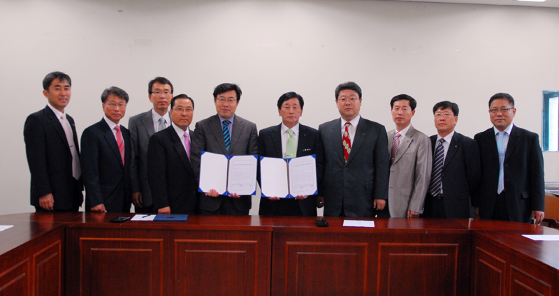 한국산업인력공단 협약 3.jpg