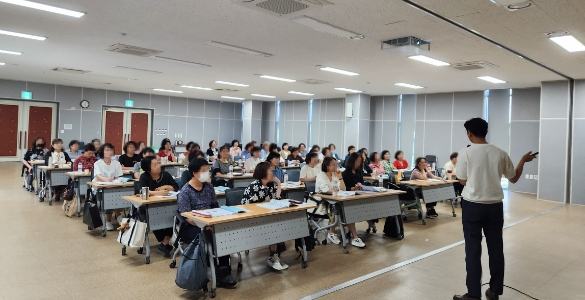 전북아이돌봄광역지원센터, 아이돌보미 1,149명 배출 게시글 썸네일
