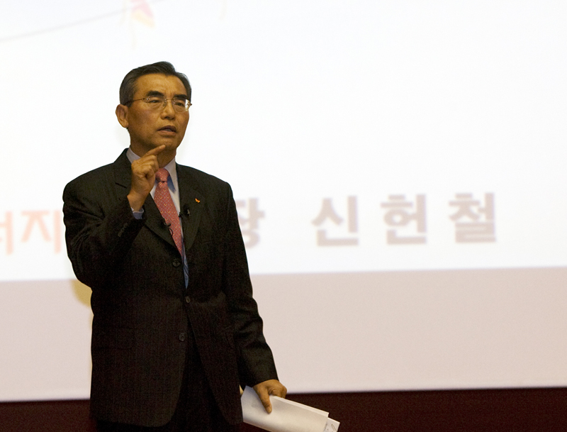 신헌철 SK 부회장 CEO특강 큰 호응 썸네일