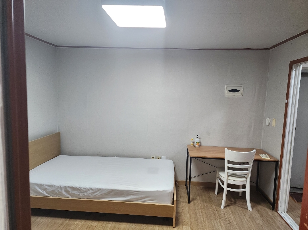 현대빌라(3층방, 8월 말 정도 입주가능함) 게시글 썸네일