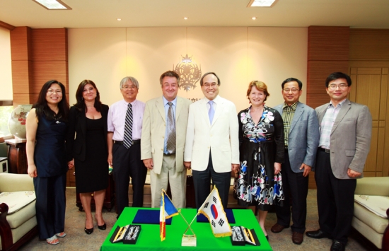 외국 유명 대학들과 '국제복수학위제' 시행 썸네일
