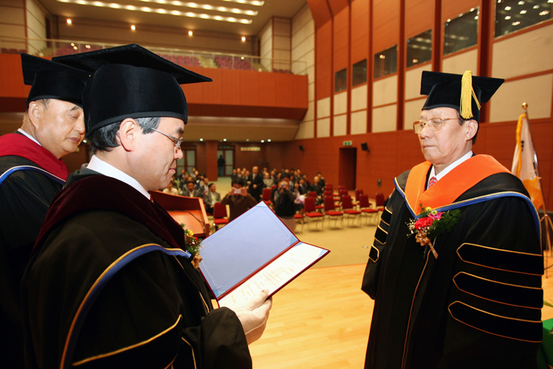 조상진 삼영산업 대표이사에 명예 공학박사 학위 수여 썸네일