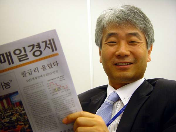 모든 경쟁은 자신과의 경쟁-한명규(법학·79년졸) 동문 썸네일